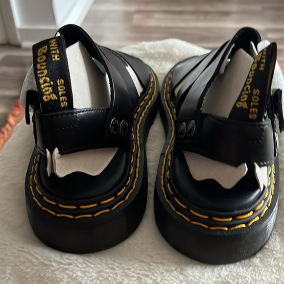 Doc Marten gryphon black Brando sandals. Brand new, never worn with box only. - Picture 6 of 12